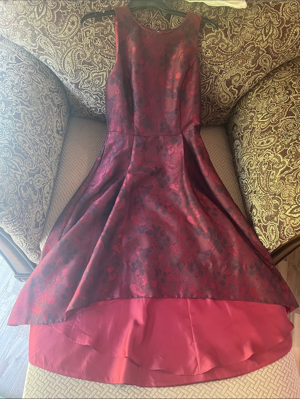 Worn 1x (cruise). WHBM Women's Burgundy Floral Fit-and-Flare hi-low dress.
